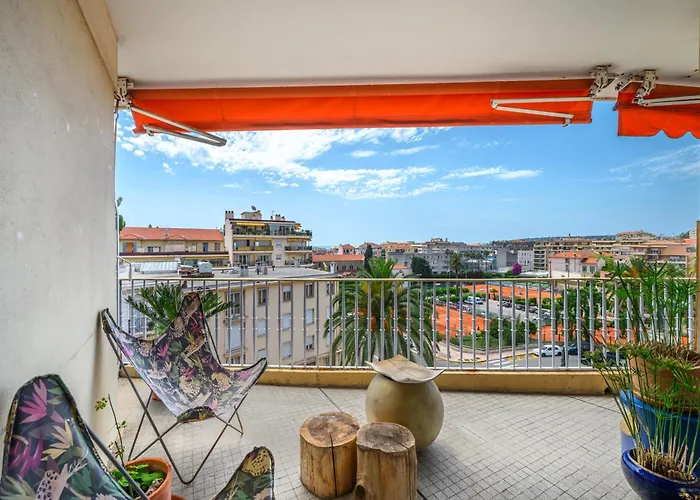 Spacieux 2p Design, Proche Gare, Tennis Et Plages * Menton