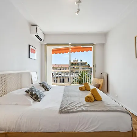 Spacieux 2p Design, Proche Gare, Tennis Et Plages 芒通