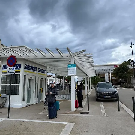 Διαμέρισμα Spacieux 2p Design, Proche Gare, Tennis Et Plages Μεντόν
