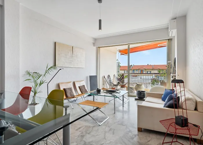 Spacieux 2p Design, Proche Gare, Tennis Et Plages Apartmán Menton