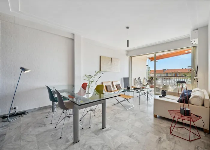 Spacieux 2p Design, Proche Gare, Tennis Et Plages Apartamento