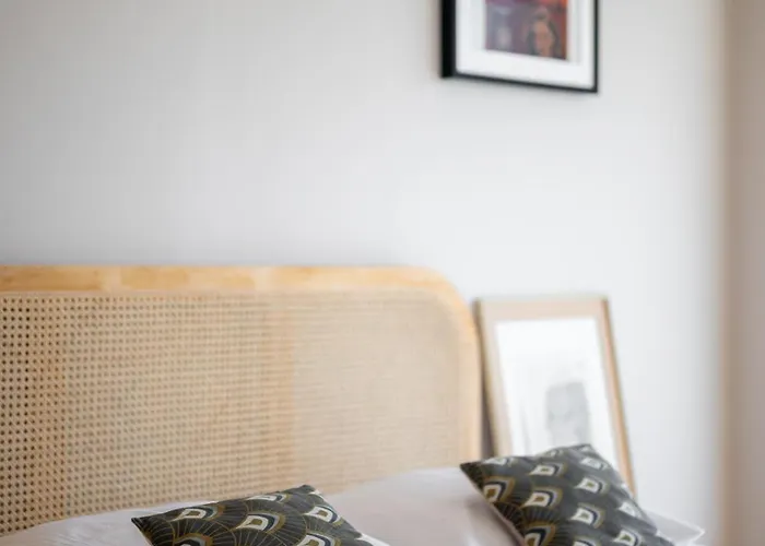 Apartment Spacieux 2p Design, Proche Gare, Tennis Et Plages